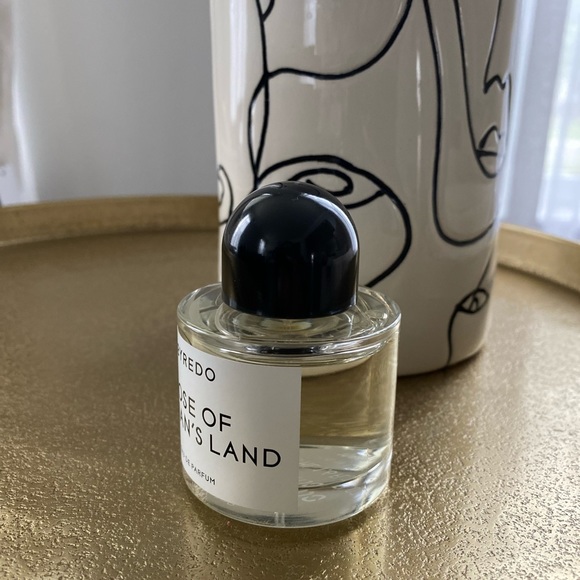 BYREDO Rose Of No Man’s Land (Full Bottle) - Picture 8 of 9